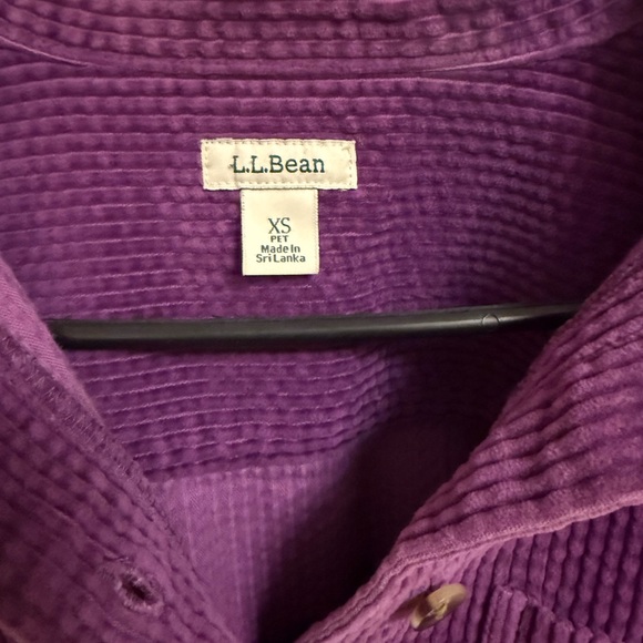 L.L.Bean Corduroy Shirt Womens XS Petite Fits Medium Purple Button Front - Picture 4 of 4